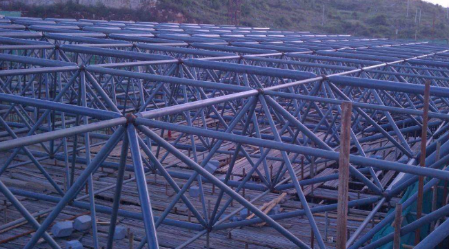 东营概述网架加工中对钢材的质量的过细恳求
